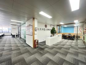 智慧港企业孵化基地